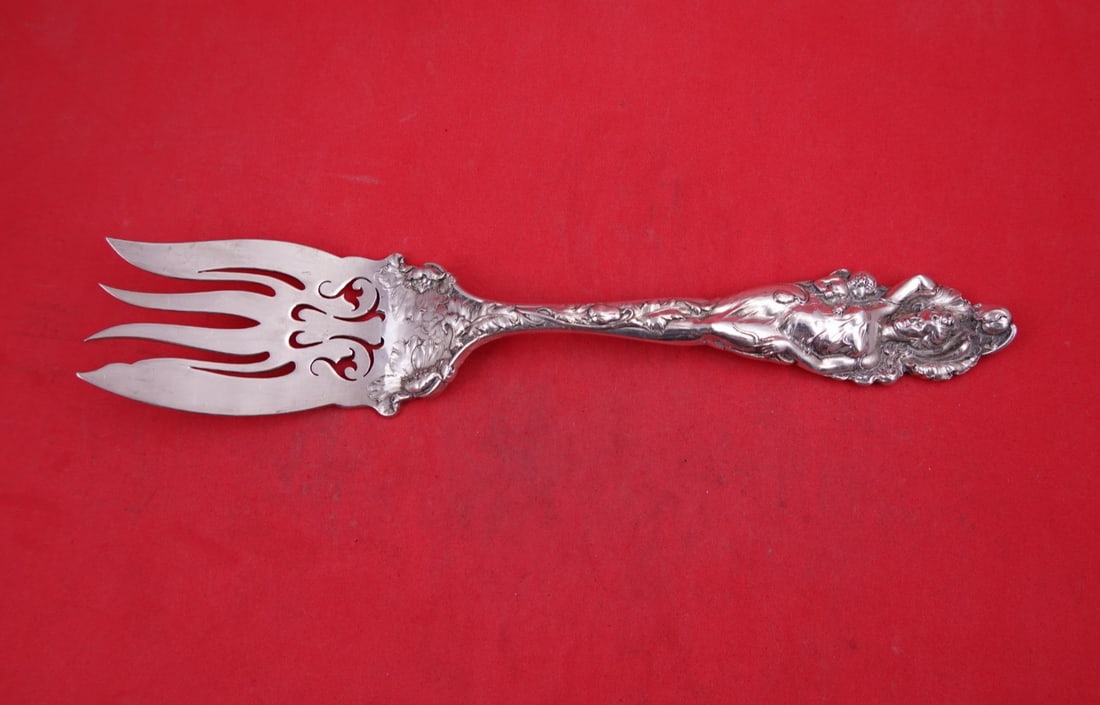 Reed Barton Love Disarmed Sterling Silver Pierced Serving Fork 10 1/2: Reed Barton Love Disarmed Sterling Silver Pierced Serving Fork 10 1/2 Sterling silver buffet fork in the Love Disarmed pattern by Reed & Barton. This old pierced serving fork features detailed Art Nou