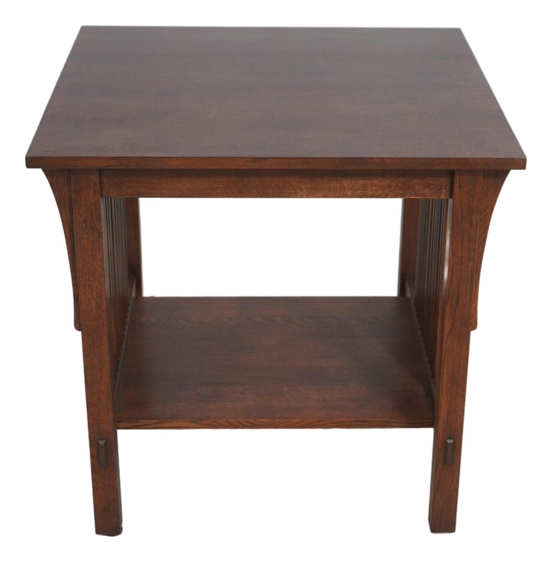 Arts and Crafts Style Oak Lamp Table with Two Tiers and Spindle Sides: Arts and Crafts Style Oak Lamp Table with Two Tiers and Spindle Sides This Stickley Mission Oak two-tier square lamp table features high-quality oak construction in the Arts and Crafts style. It inclu