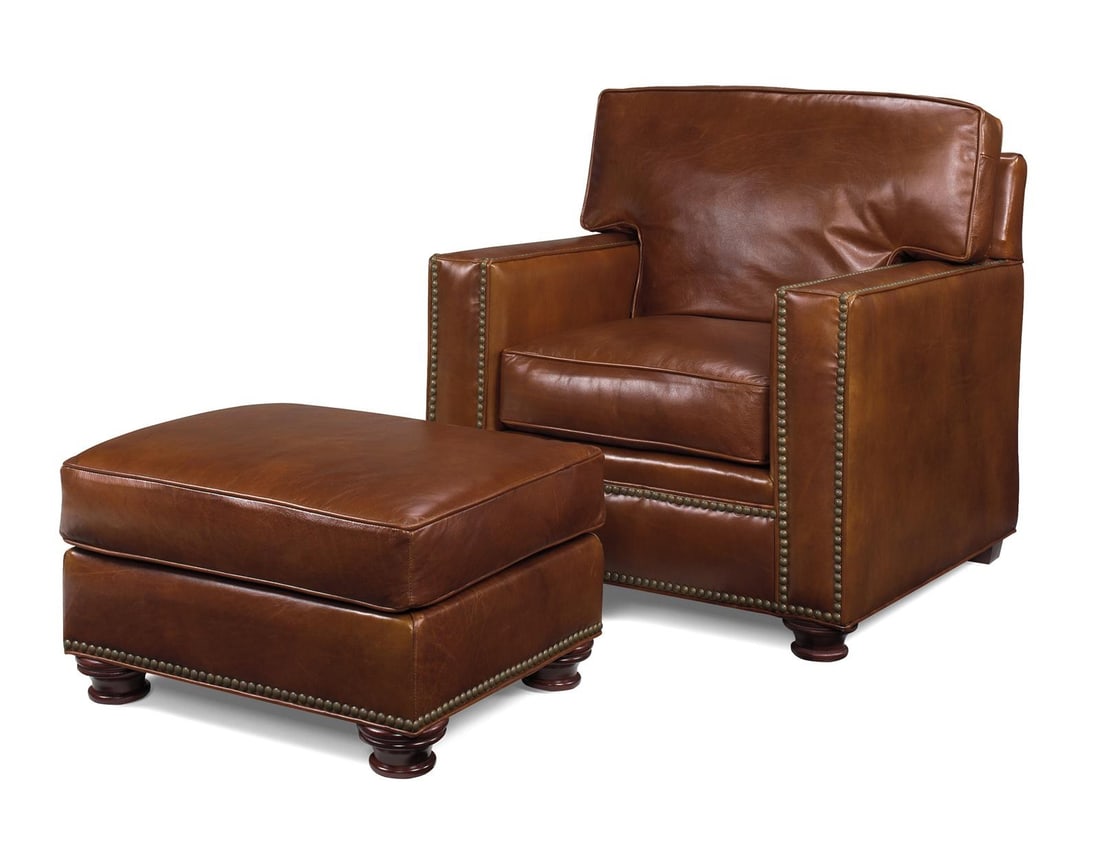 Hand-Crafted Leather Accent Chair in Brown: Hand-Crafted Leather Accent Chair in Brown Experience the elegance of this Traditional Hand-Crafted Leather Chair, designed in an English Traditional style. This accent chair features a luxurious leat