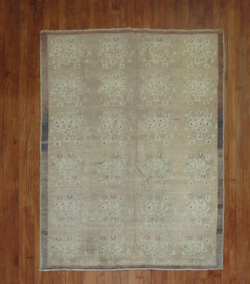 4' 6" x 5' 7" Turkish Konya accent rug floral camel ground: 4' 6" x 5' 7" Turkish Konya accent rug floral camel ground Mid 20th century Turkish Konya rug featuring a floral design on a camel color ground. This pre-owned accent rug has a versatile rectangular f