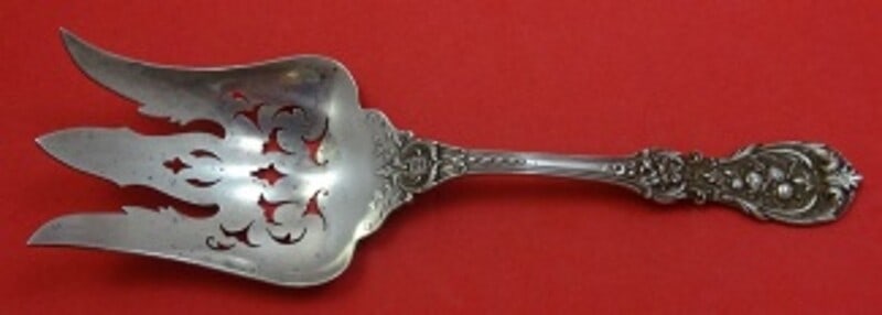 Sterling Salad Serving Fork Reed and Barton Francis I Hand Pierced 9 3/8 in (1 of 2)