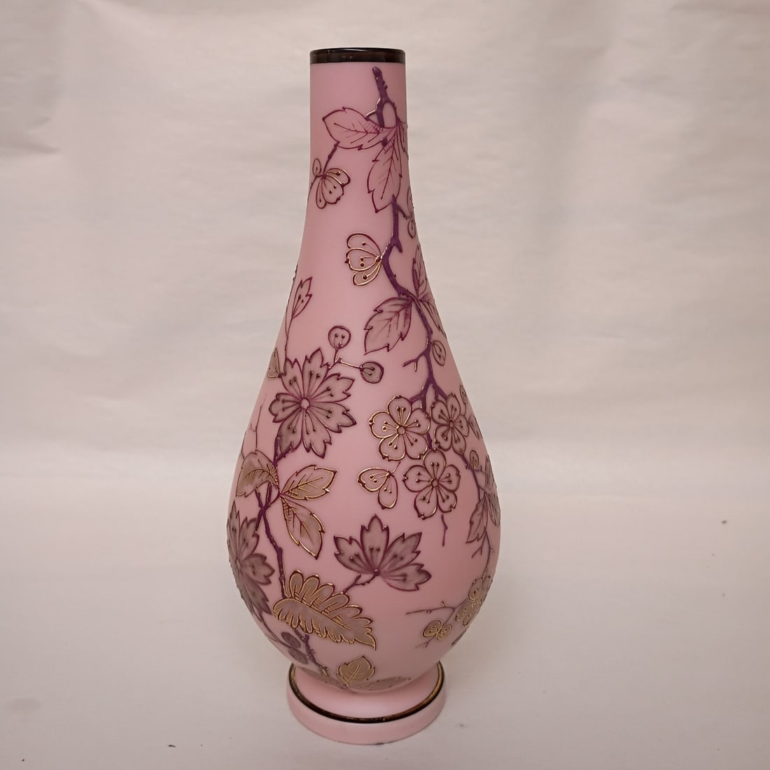 11 Inch Victorian Pink Art Glass Vase Poschinger PK Floral Enamel: 11 Inch Victorian Pink Art Glass Vase Poschinger PK Floral Enamel Antique Poschinger PK vase in pink art glass with floral enamel decoration. This hand-blown Victorian-style vase is marked PK and is