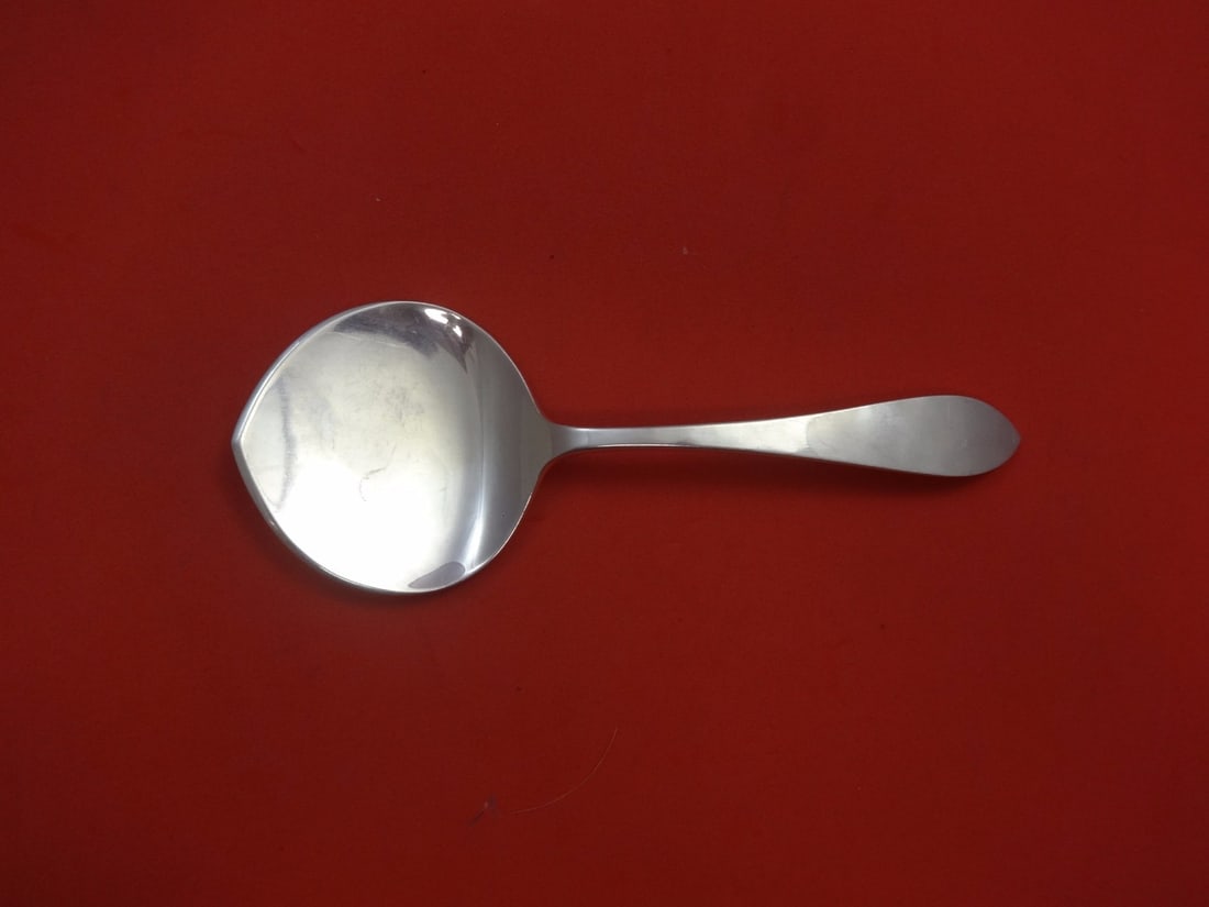 Sterling Silver Tomato Server 7 Old Newbury Old Newbury Crafters: Sterling Silver Tomato Server 7 Old Newbury Old Newbury Crafters Sterling silver tomato server in the Old Newbury pattern by Old Newbury Crafters. This 7 inch serving piece has a not pierced design, i