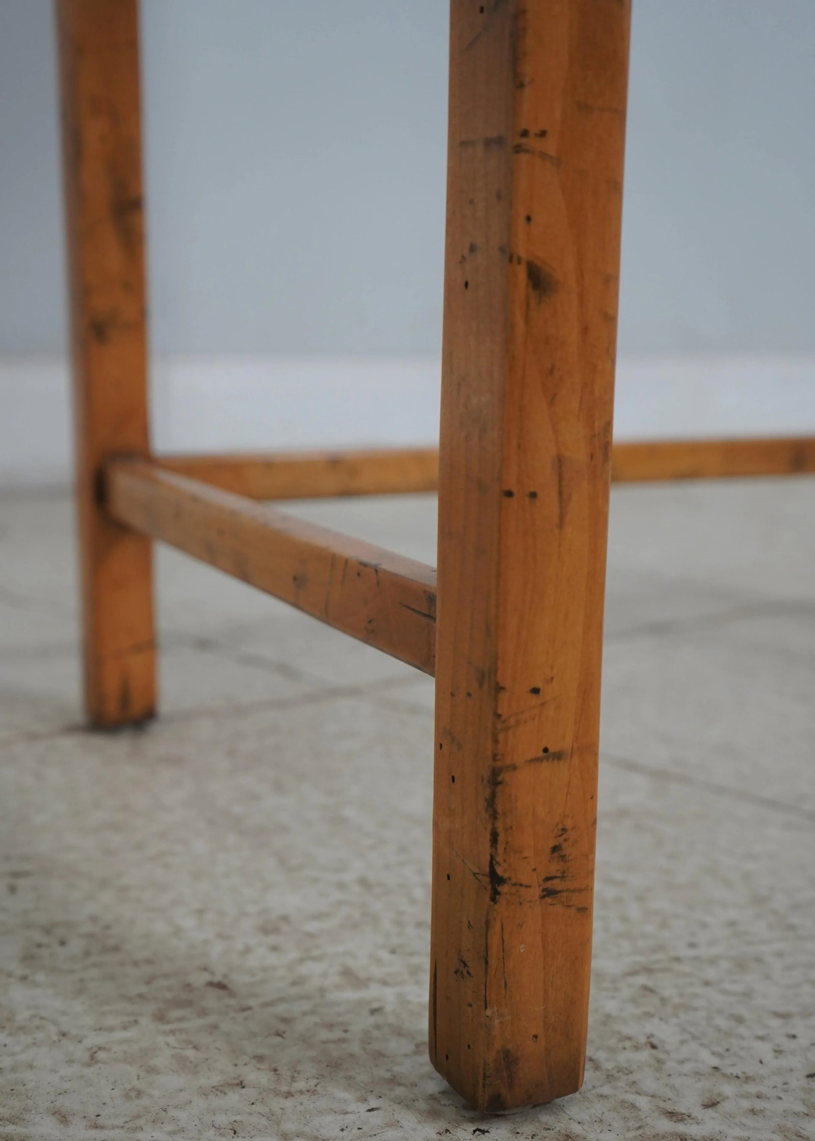 Guy Chaddock Distressed Oak Adjustable Lectern Stand - 5