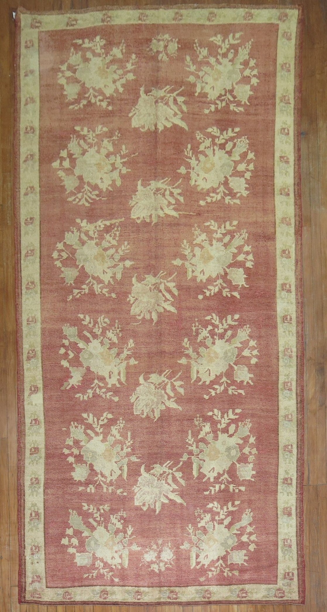 6' 1" x 13' 4" Mid 20th Century Turkish Konya Gallery Rug: 6' 1" x 13' 4" Mid 20th Century Turkish Konya Gallery Rug Vintage Turkish Konya gallery rug featuring a large-scale design. This pre-owned mid 20th century rug offers a classic gallery-size format sui
