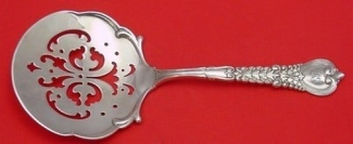 Tiffany Co Florentine Sterling Silver 8 in Tomato Server: Tiffany Co Florentine Sterling Silver 8 in Tomato Server Florentine by Tiffany & Co. sterling silver tomato server with a decorative pierced bowl and ornate handle. It is monogrammed, with monos varyi