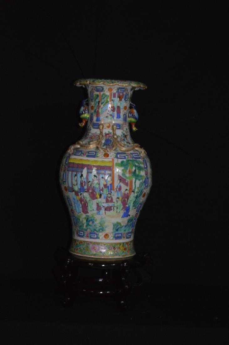 Modern Famille Verte Urn on Stand (1 of 4)