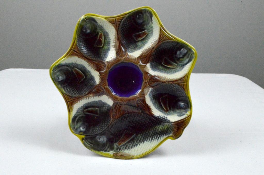 Adams and Bromley Majolica Fish Oyster Plate (1 of 5)