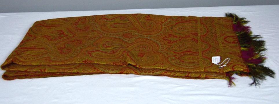 Antique Paisley Shaw (1 of 5)
