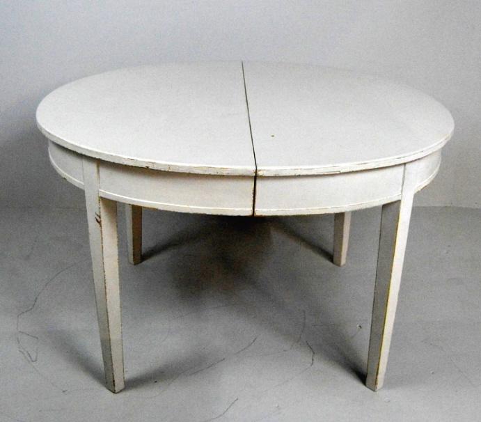 Gustavian Style Dining Table (1 of 6)