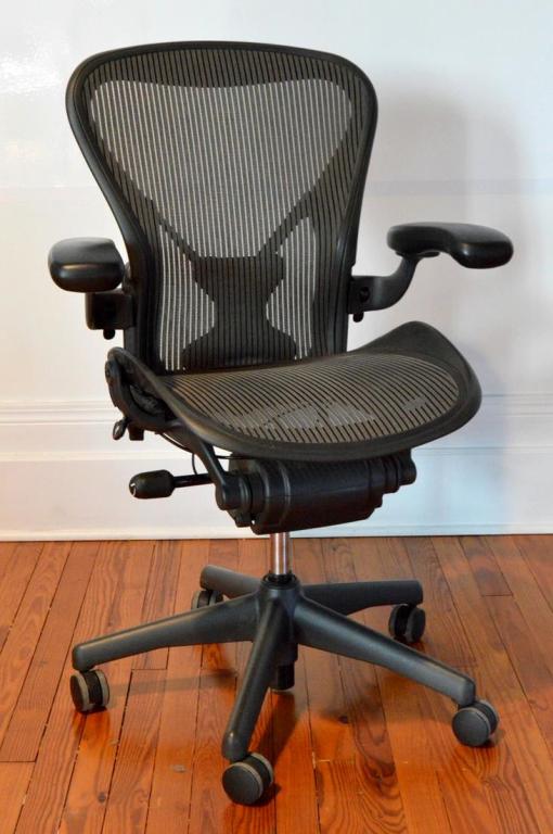 Herman Miller Aeron Desk Chair (1 of 6)