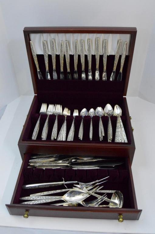 International Silver Flatware Service in Valencia (1 of 8)