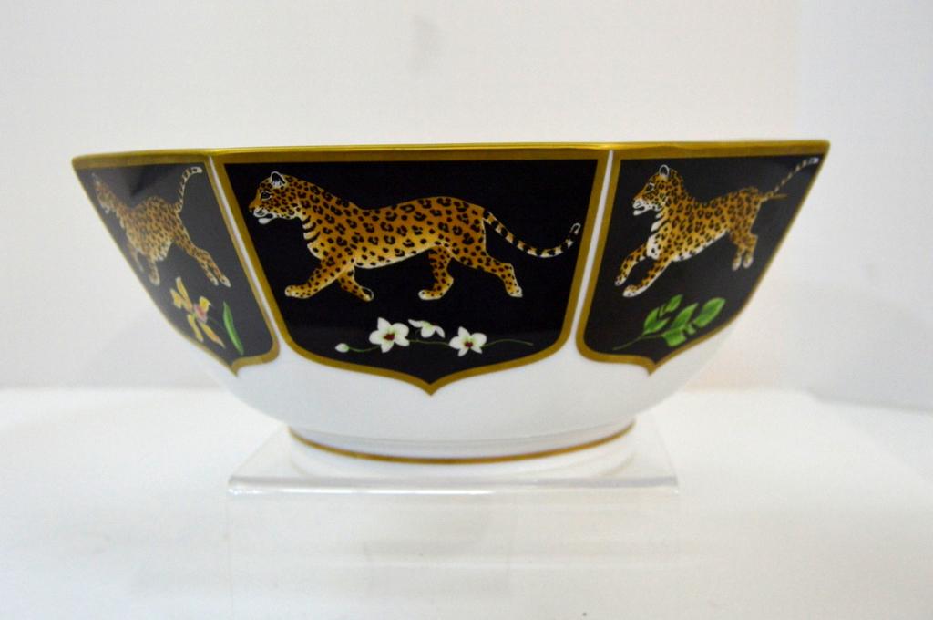 Lynn Chase "Jaguar Jungle" Center Bowl: 4.5 x 10.25 x 10.25 in. NOTE: Excellent Condition