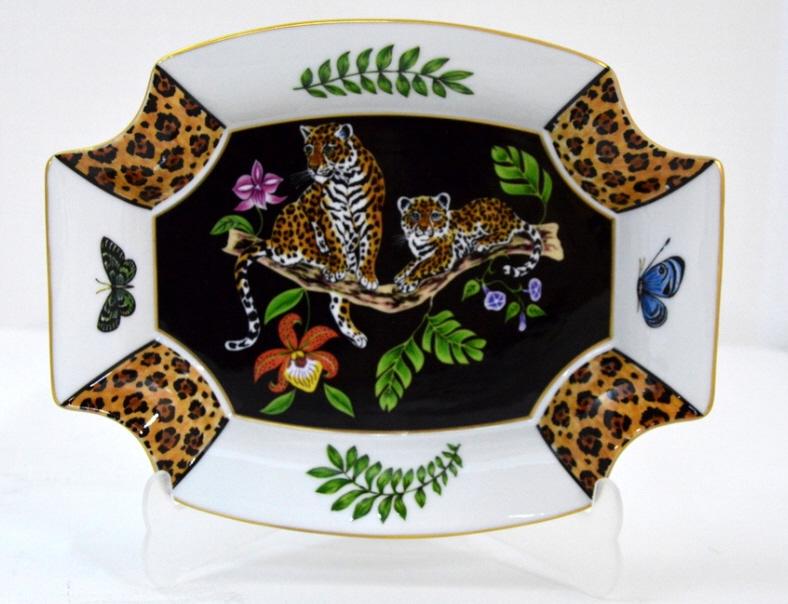 Lynn Chase "Jaguar Jungle" Octagonal Tray: 1.5 x 8 x 6 in. NOTE: Excellent Condition