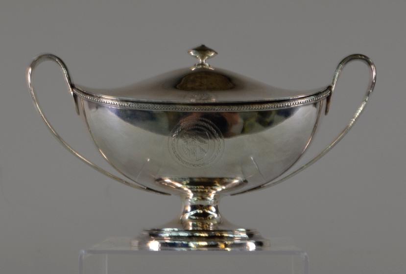English Neoclassical Silverplate Gravy Boat (1 of 7)