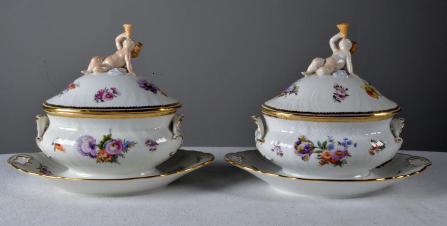 Two Royal Copenhagen Sauce Tureens, Saxon Pattern (1 of 9)