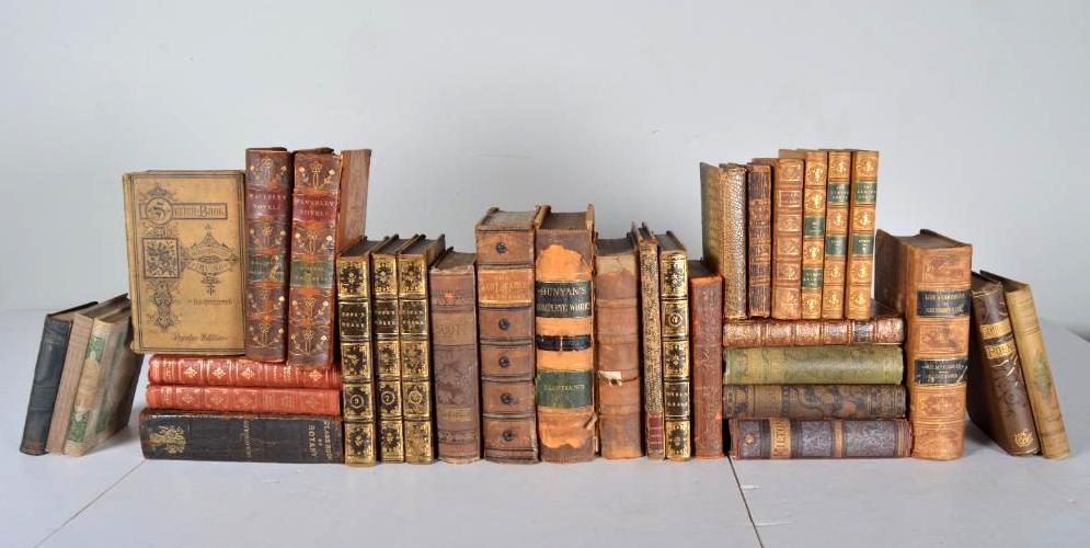 Decorative Leather Bound Books (1 of 13)