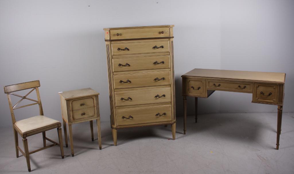 French Provincial Bedroom Set (1 of 20)