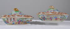 Pair of Chinese Export Covered Entree Dishes