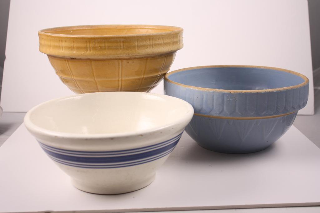 Three Pottery Mixing Bowls (1 of 10)