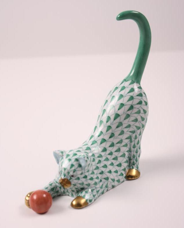 Herend Figurine - Cat with Ball (1 of 5)