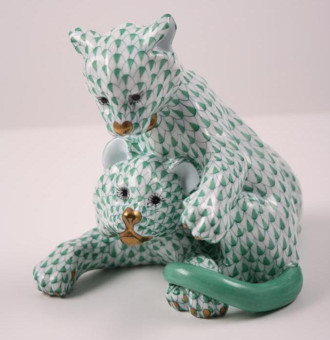 Herend Figurine - Lion Cubs (1 of 5)