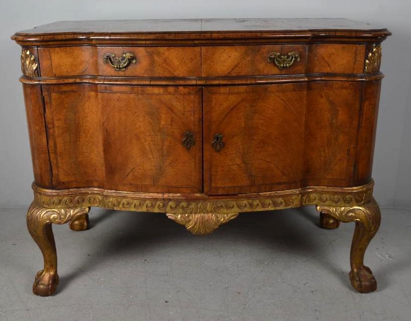 George II Style Walnut Sideboard (1 of 18)