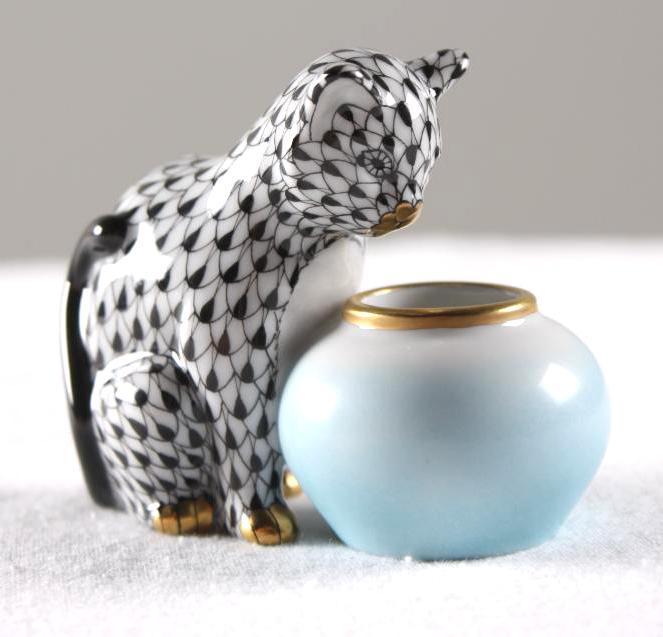 Herend Figurine - Cat with Fishbowl (1 of 8)