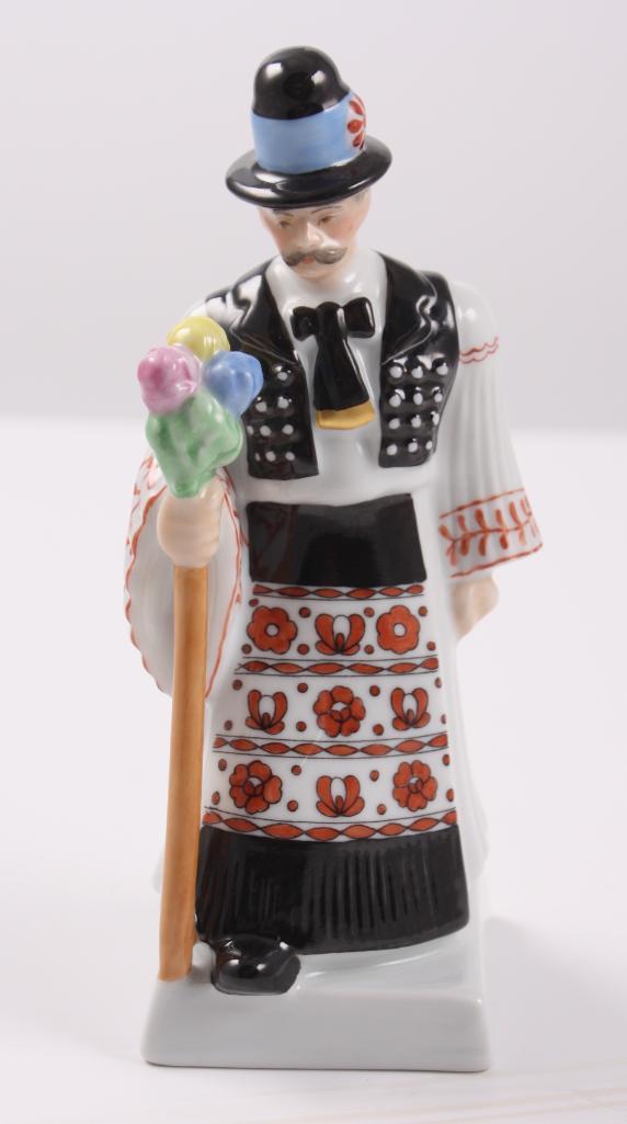 Herend Hungarian Wedding Figurine - Best Man (1 of 5)