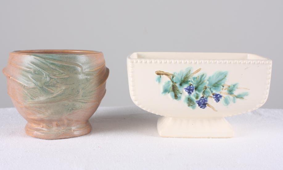 Two Pieces of McCoy Pottery (1 of 9)