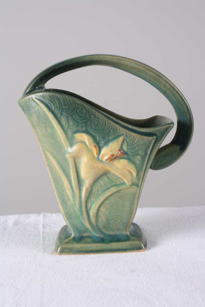 Roseville Pottery Zephyr Lily Handled Basket (1 of 7)