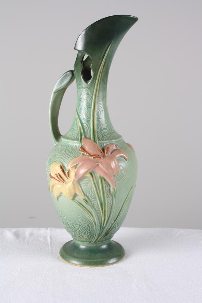A Large Roseville Pottery Zephyr Lily Ewer (1 of 6)