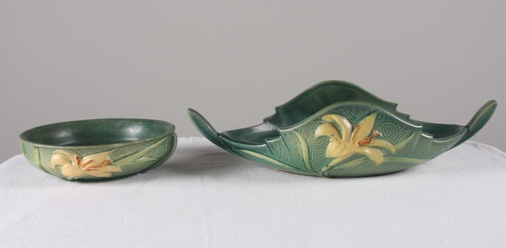 Two Roseville Pottery Zephyr Lily Objects (1 of 7)