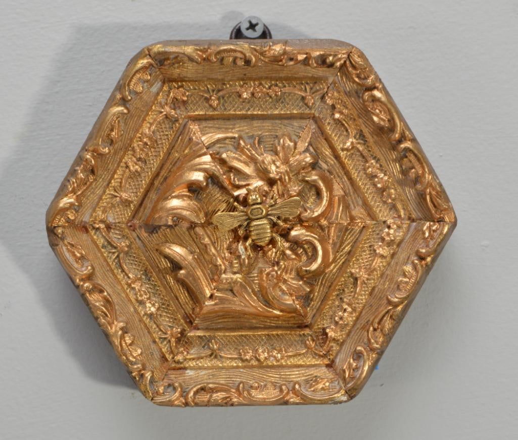 Rare And Early Trace Mayer Museum Bee (1 of 6)