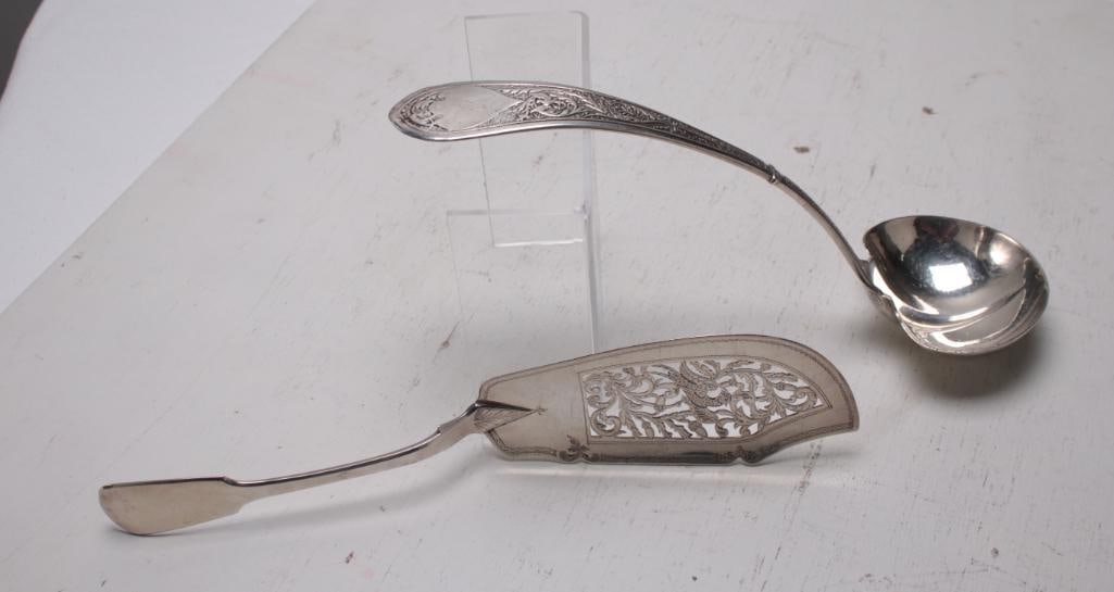 Two Sterling Silver Serving Utensils (1 of 5)