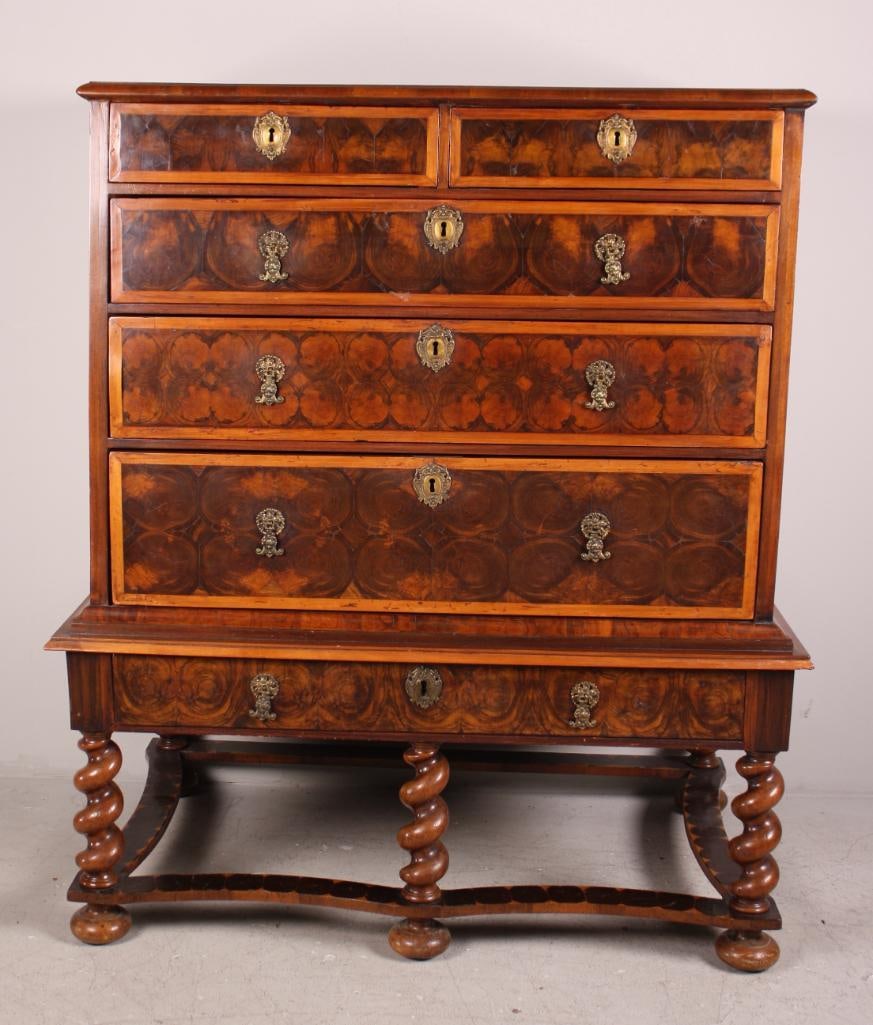 William and Mary Walnut Oyster Veneer Chest on Stand (1 of 18)