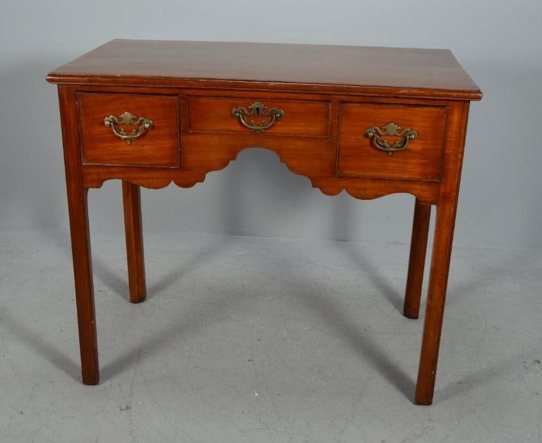 George III Dressing Table (1 of 11)