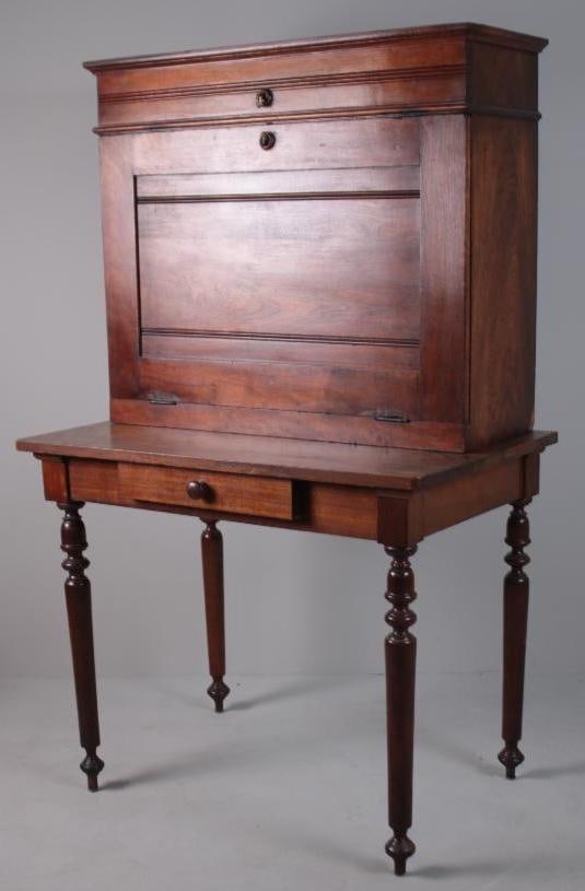 Walnut Plantation Desk (1 of 10)