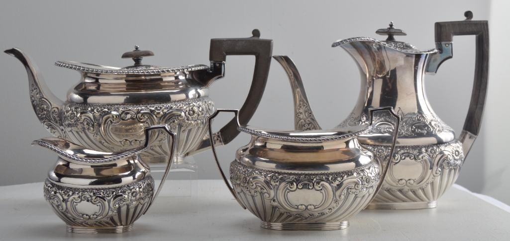 Elizabeth Jane Fairbanks Silverplate Tea Set (1 of 10)