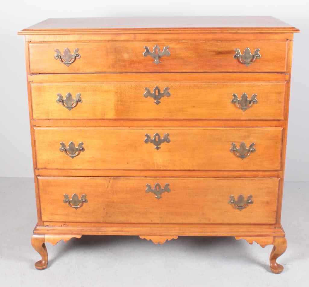 American Queen Anne Cherrywood Chest of Drawers (1 of 9)