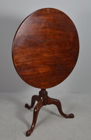 Queen Anne Mahogany Tilt Top Tea Table