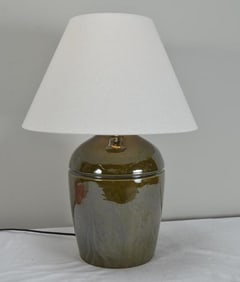 Green Ground Pottery Lamp