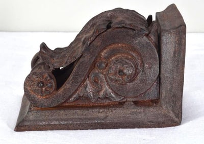 Cast Iron Corbel