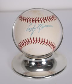 Autographed Early Wynn Baseball