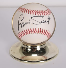 Autographed Louis Tiant Baseball