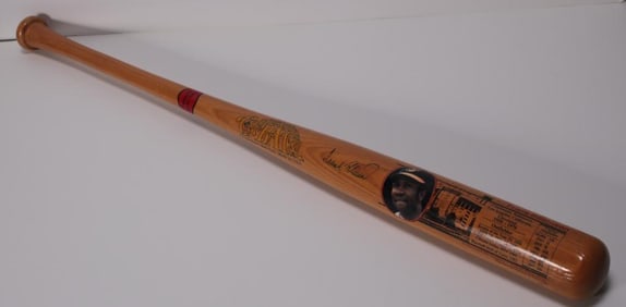 Frank Robinson Signed Cooperstown Bat