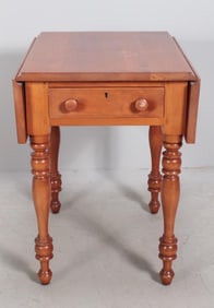 Federal Style Cherry Drop Leaf Side Table