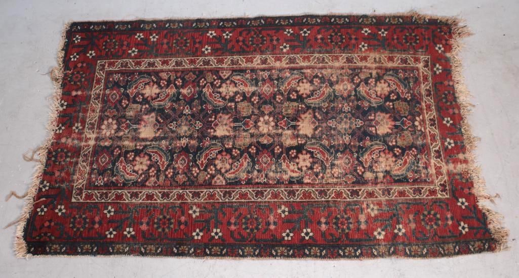5' 0" x 3' 3" Bakhtiari Rug (1 of 5)