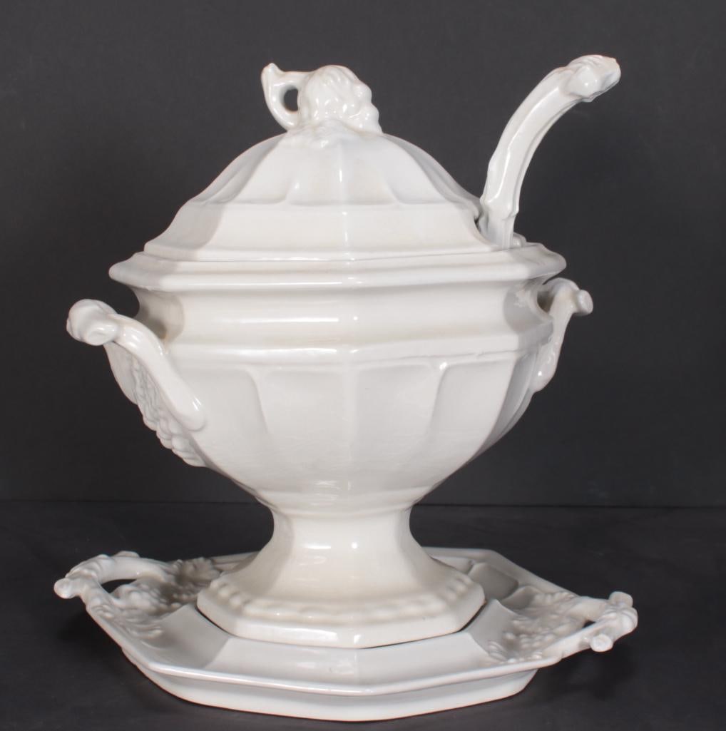 Red Cliff White Ironstone Tureen (1 of 9)