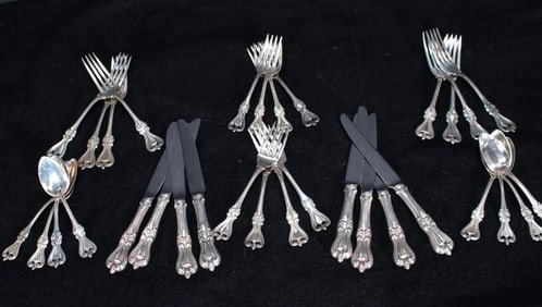 Towle Silver Partial Dinner Service in Old Colonial Pattern